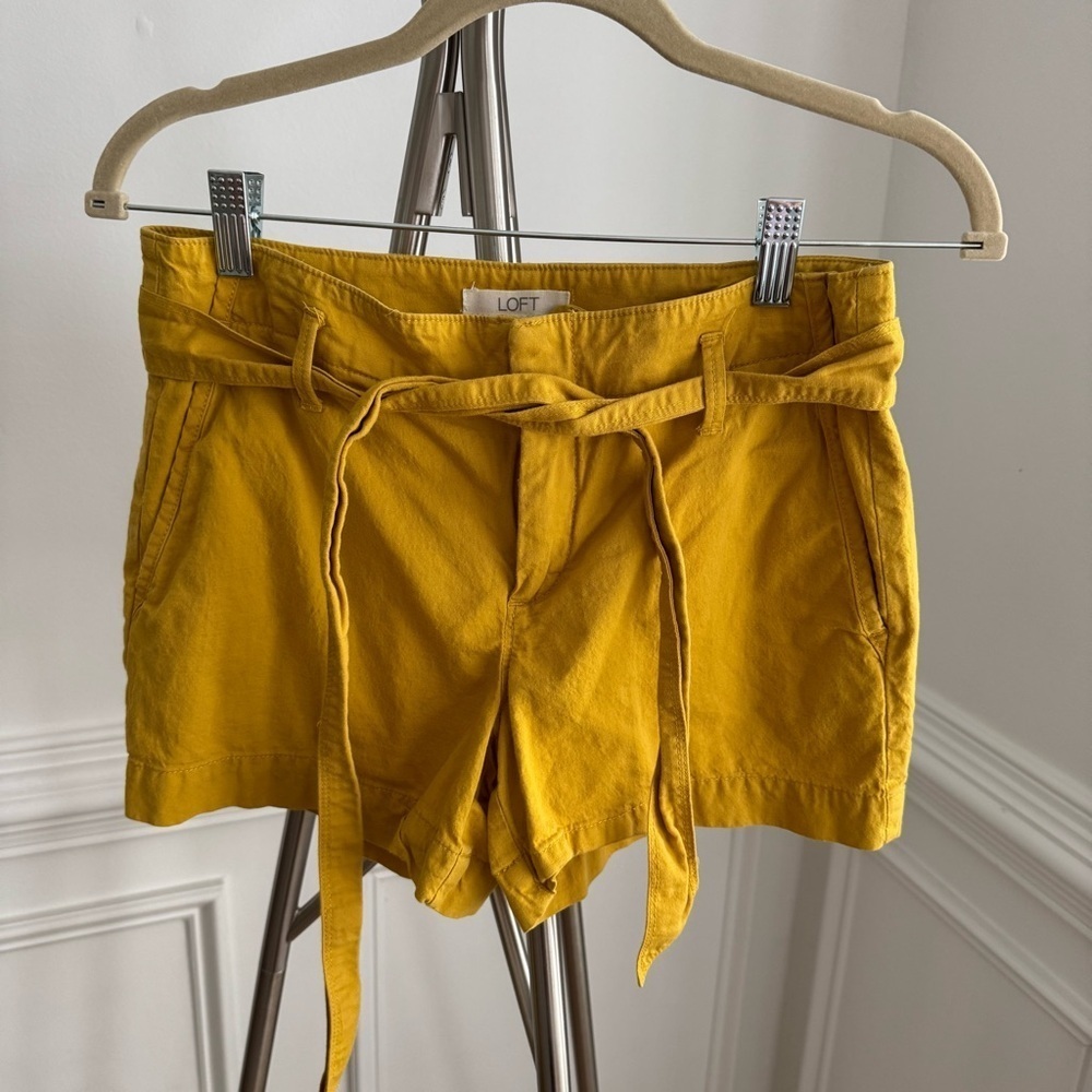 LOFT Women's Yellow Mustard Belted Shorts Size 0
